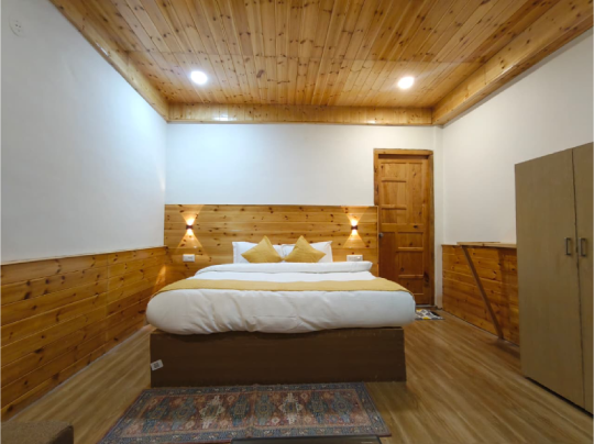 Himalayan Breeze Room